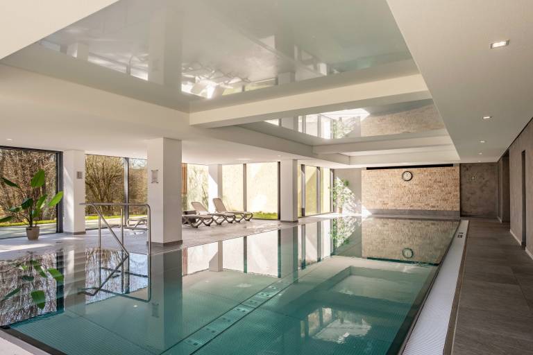 Family-oriented apartment with pool, garden & sauna | Garden view | Pets allowed — photo 3