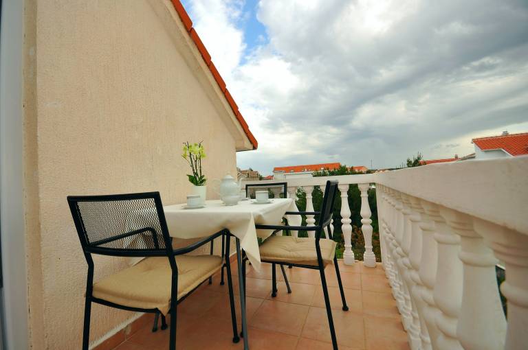 Rental apartment with BBQ | Sea view | Next to the beach | Pet-friendly — photo 4