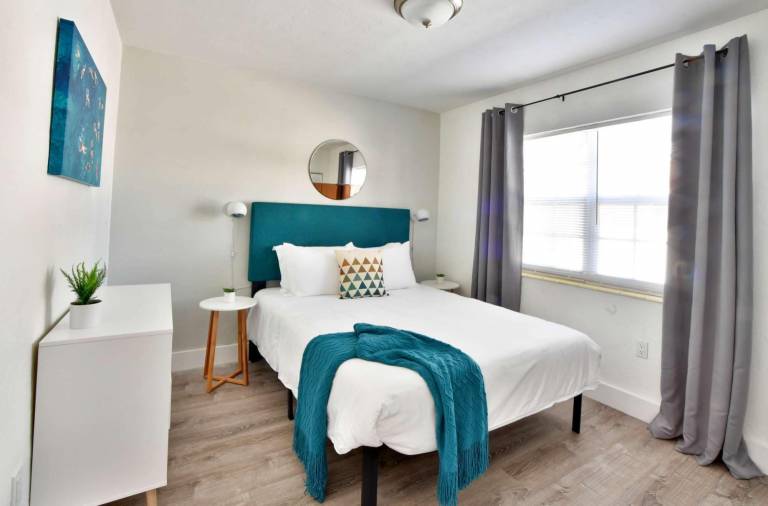 Condo Coconut Grove