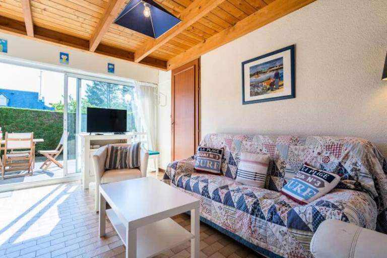 Wonderful apartment with patio, yard & BBQ | Garden view | Pets are welcome in Carnac