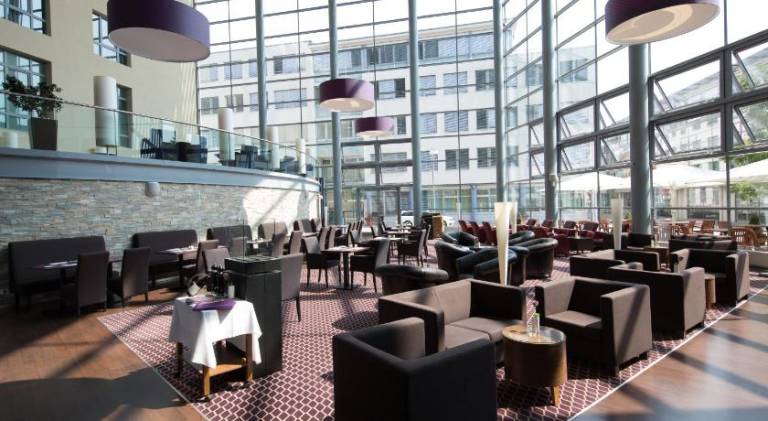 Dorint Hotel am Dom Erfurt — photo 4