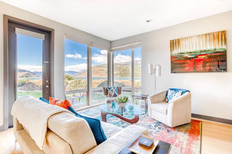Condo  Mosier