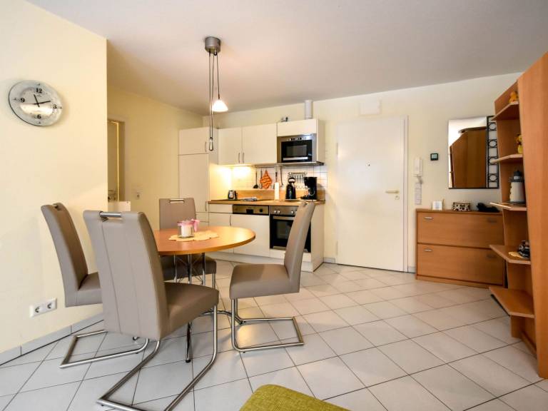 Apartment with 1 room for 4 persons — photo 4