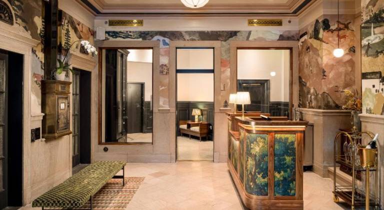 The Flat Iron Hotel, a Member of Design Hotels — photo 4