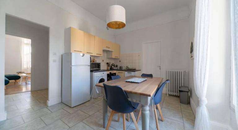 Rental apartment with 2 rooms for 4 persons — photo 3