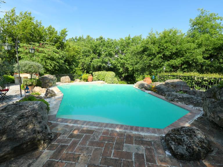 Fully equipped ample vacation home with barbeque, private pool & garden | Nature view | Pets are welcome — photo 4