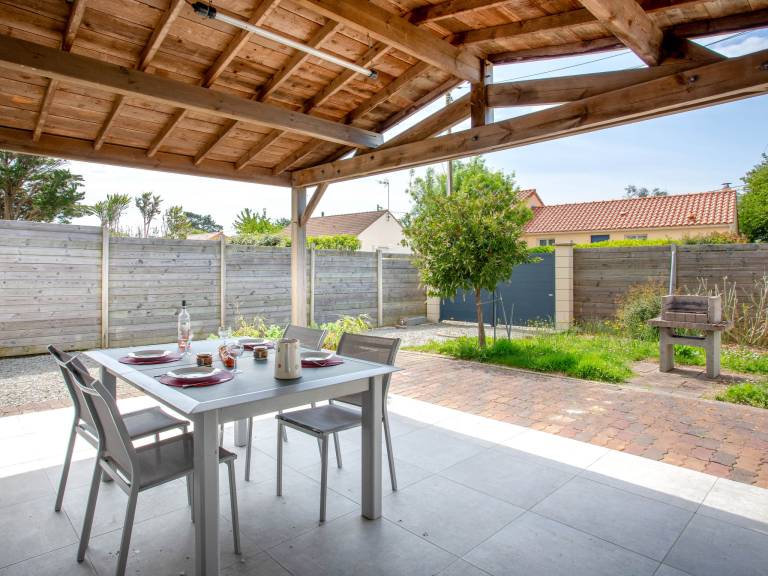 Fully equipped vacation home with terrace, garden & grill | Pets allowed — photo 5
