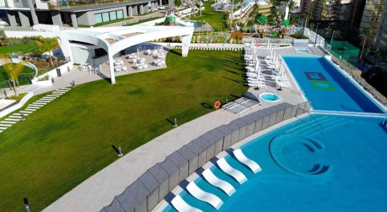 Lovely apartment with jacuzzi & pool | Beach nearby | Pets allowed in Benidorm