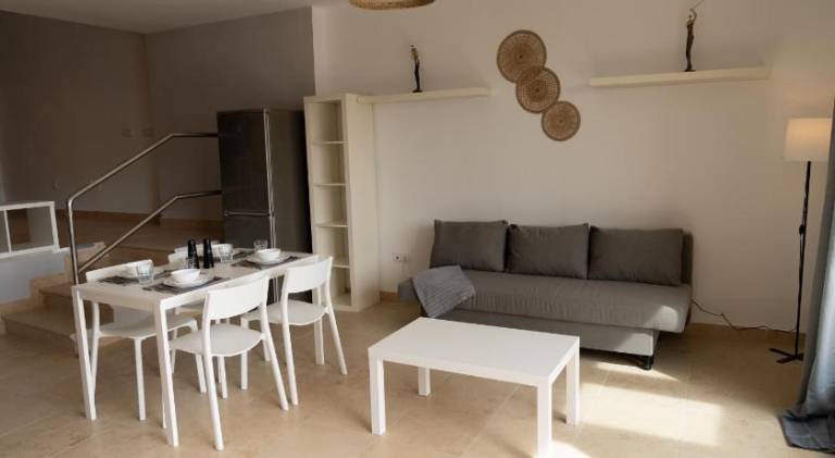 Holiday apartment with pool — photo 5