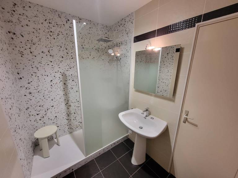 Rental apartment with 2 rooms for 4 persons — photo 4