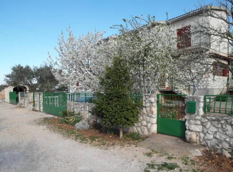 Ferienwohnung in Bilice, Skradin , Kroatien für max. 2 Personen