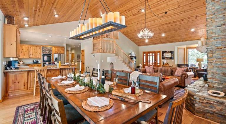 Linaker Lodge by AvantStay Gorgeous Cabin in Big Bear w Views in Big Bear Lake, CA