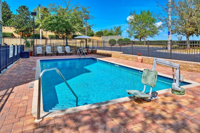 Hampton Inn & Suites Clermont — photo 3
