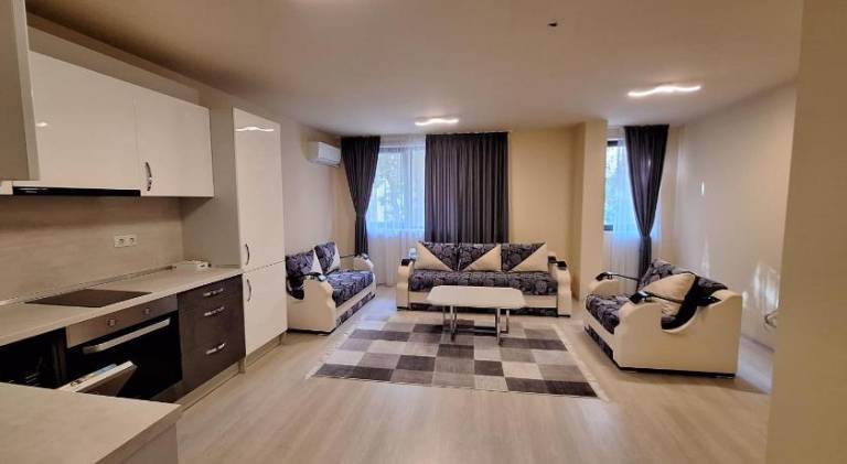 Rental apartment with terrace in Varna