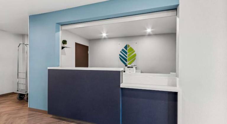 WoodSpring Suites Gilbert - Mesa Gateway Airport — photo 4