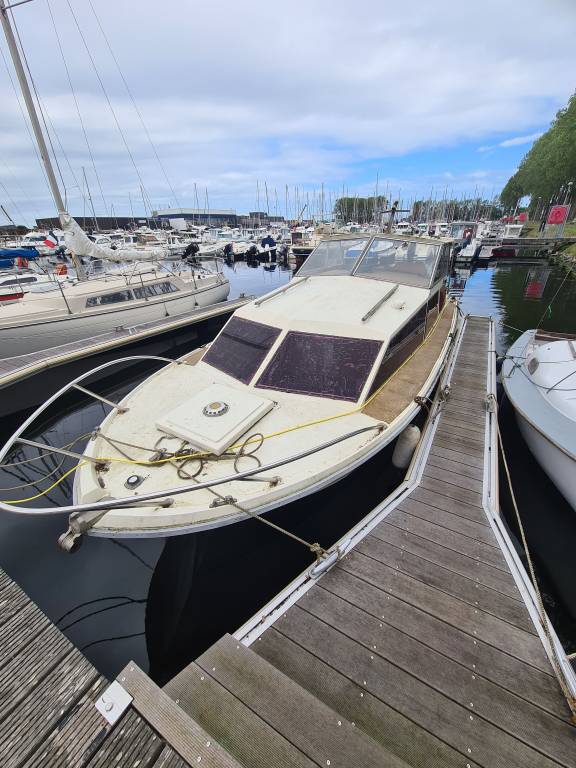Péniche Ouistreham