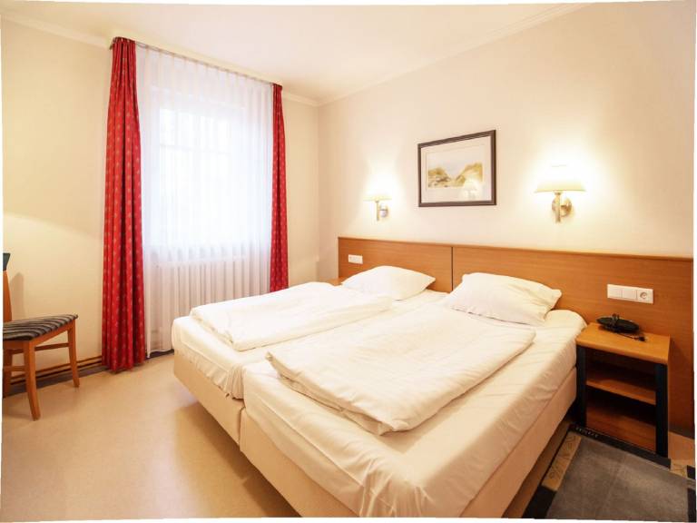 Klassik Ferienwohnung mit 1 Schlafzimmer und Balkon im Obergeschoss — photo 3