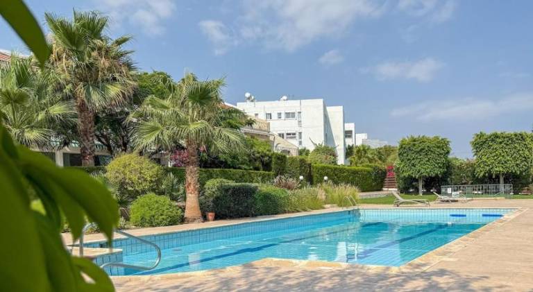 Holiday apartment with pool — photo 3