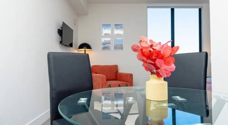 Relaxing 1BR in Miami Close to Brickell and South Beach — photo 5