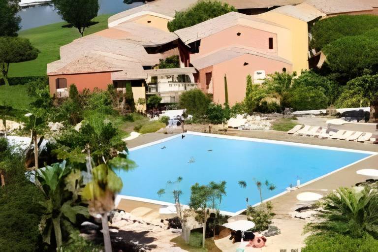 Beautiful holiday apartment with patio, pool & yard | Dogs allowed in Mandelieu-La-Napoule