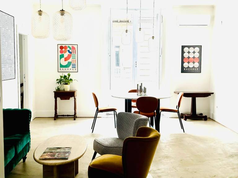 Family-friendly big apartment | Close to Piazza del Plebiscito | Suitable for remote work | Pet-friendly in Naples