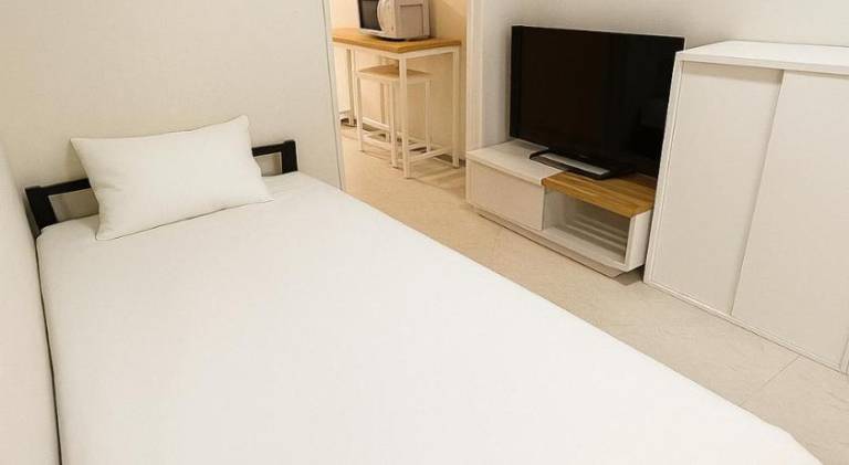 Rental apartment with 2 rooms for 4 persons — photo 2