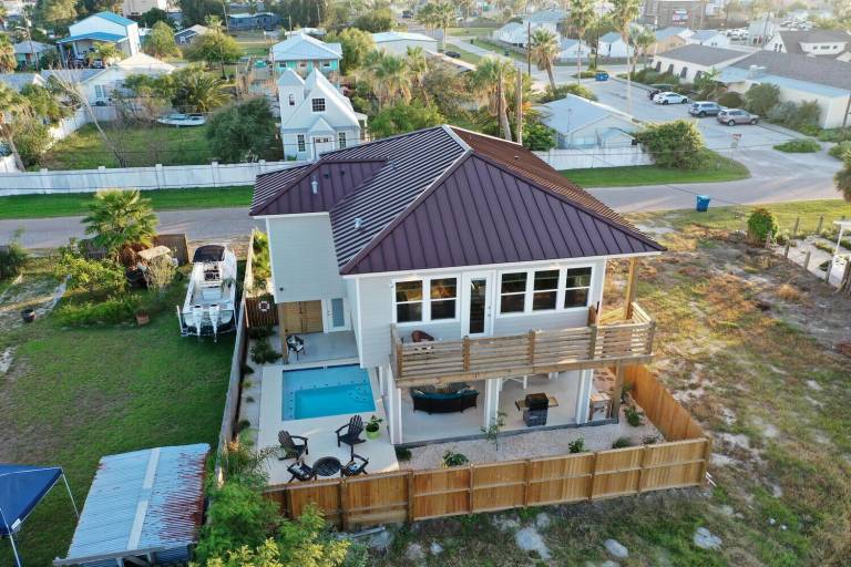 Mustang Island, TX Vacation Rentals from 63 Hometogo