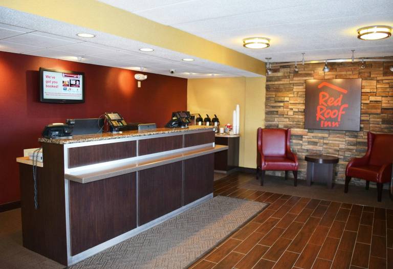 Red Roof Inn St Clairsville - Wheeling West in St. Clairsville, OH