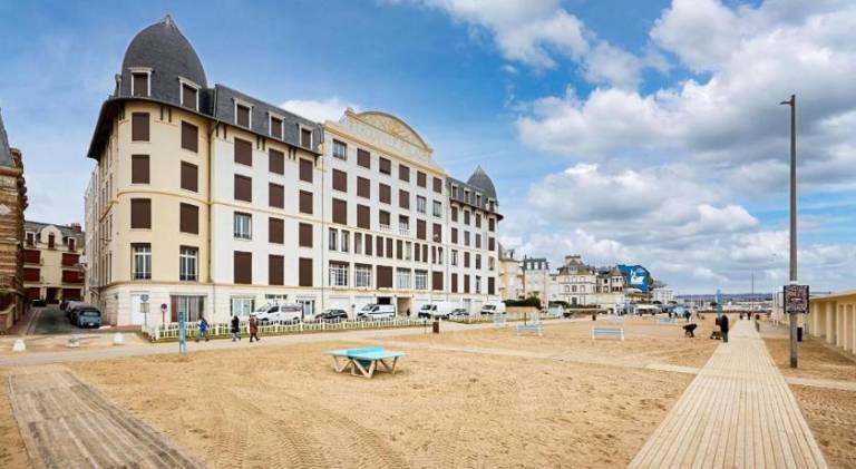 Lovely holiday apartment | Next to the beach | Dogs allowed in Touques