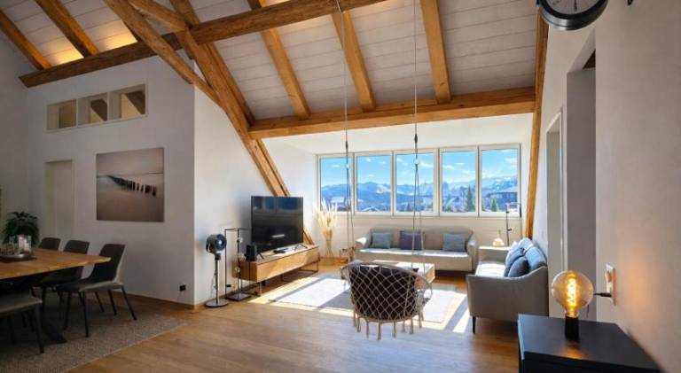 Holiday apartment with 3 rooms for 6 persons in Spiez