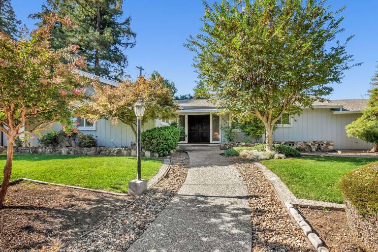 House  Walnut Creek