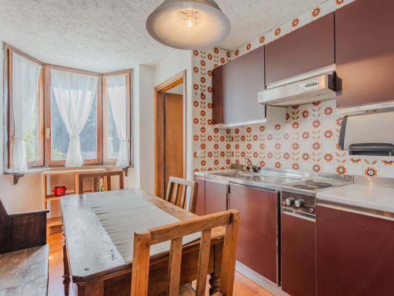Apartment with yard | Mountain view | Pets are welcome — photo 3