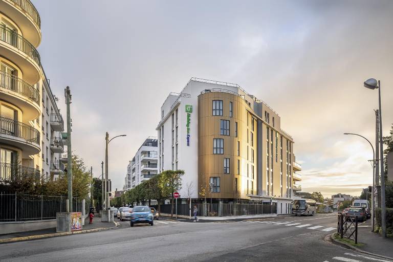 Holiday Inn Express Paris Poissy By IHG in Orgeval