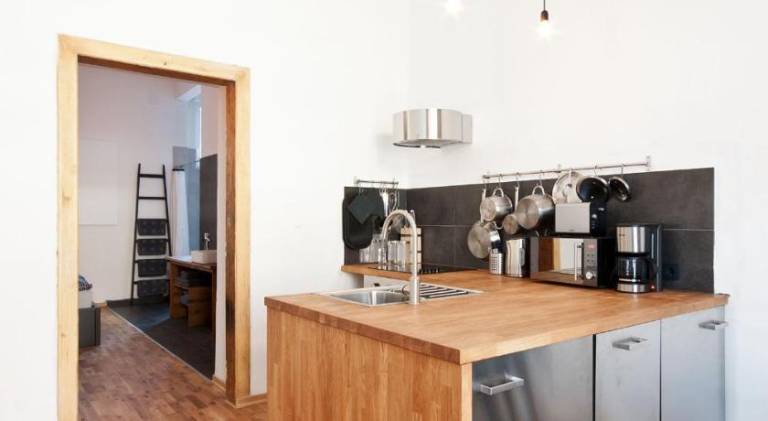 Zentrales & modernes City-Apartment - FREE PARKING & BIKES — photo 5