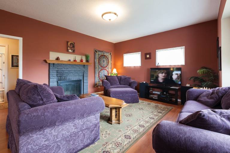 Daisy's Place - Adorable Cottage in the Heart of Hood River, A/C, Mtn & River Views! — photo 2