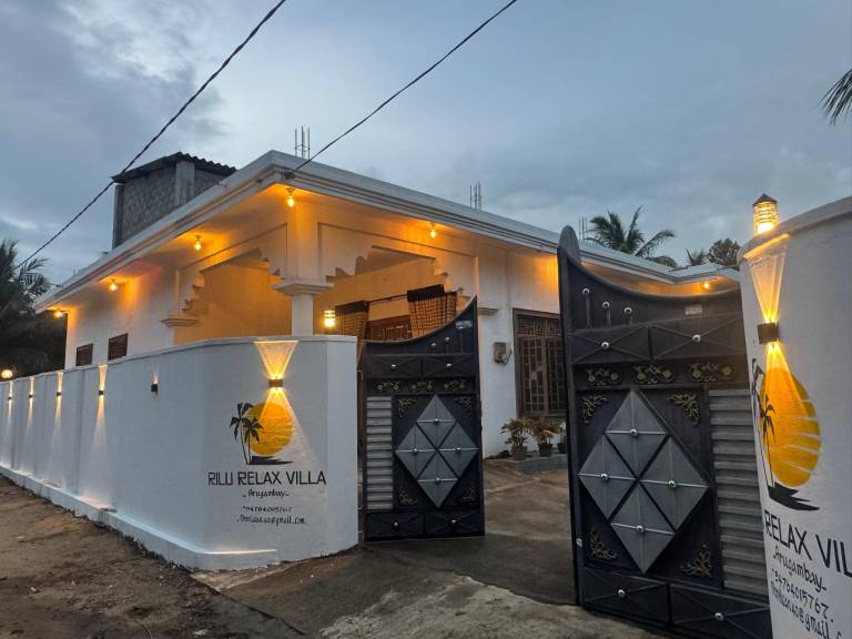 Villa with BBQ, garden & patio | Perfect for remote work in Arugam Bay