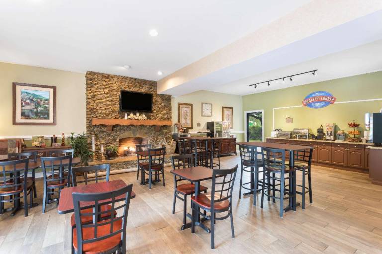 Baymont by Wyndham Helen — photo 4
