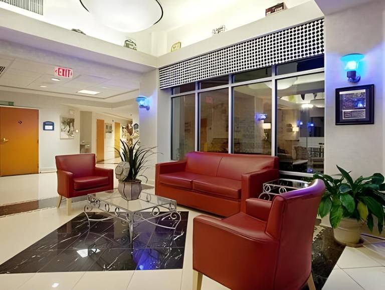 Holiday Inn Express Hotel & Suites Mooresville-Lake Norman, Nc By IHG — photo 4