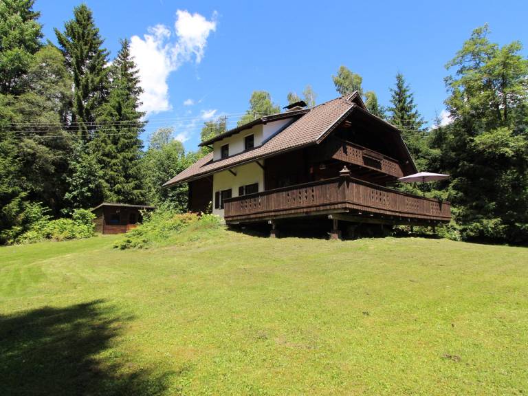 Authentisches Haus mit Sauna und großem Garten