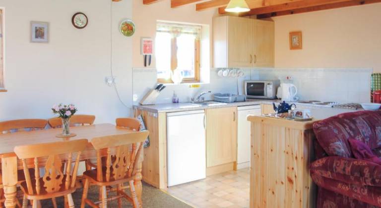 House with 3 rooms for 6 persons — photo 3