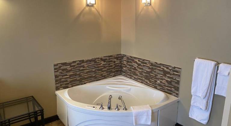 Microtel Inn & Suites by Wyndham Timmins — photo 4