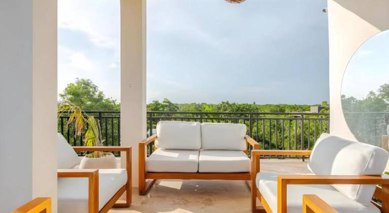 Nice rental apartment with patio, garden & private pool | Pets are welcome — photo 3