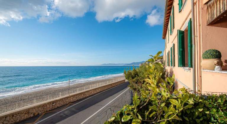 SEAHORSEROOM - Frontemare con Idromassaggio — photo 4