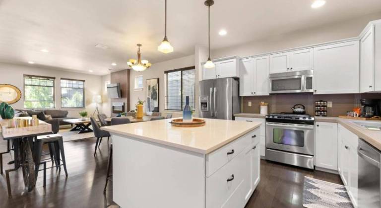 Charming vacation home | Pets are welcome — photo 3