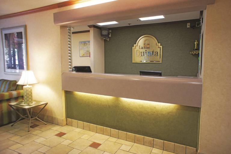 La Quinta Inn & Suites by Wyndham El Paso West Bartlett — photo 5