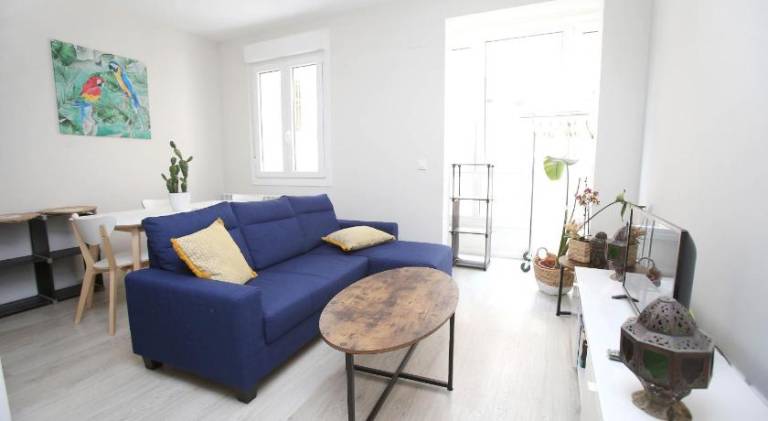 Holiday apartment with 3 rooms for 8 persons in Logroño