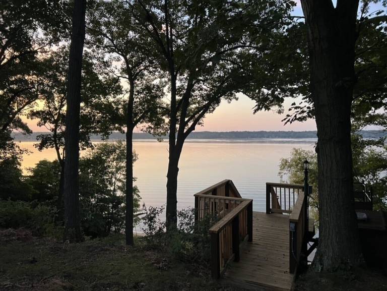 Montague, MI Vacation Rentals from 95 Hometogo