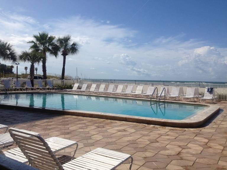 Condo Madeira Beach
