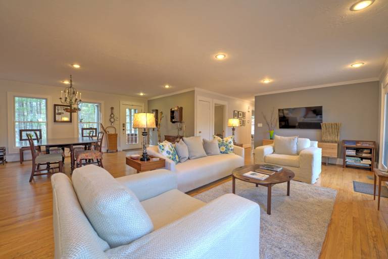 Fully equipped vacation home | Mountain view | Pets allowed — photo 2