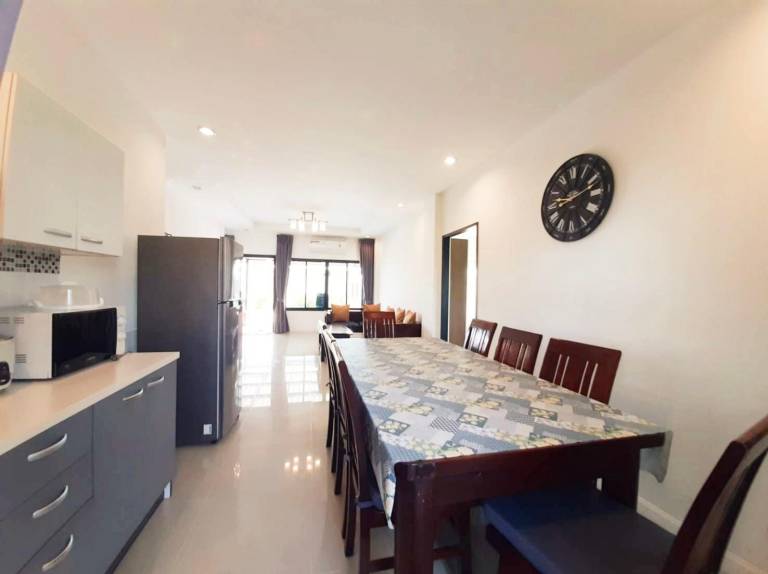 Spacious villa with private pool, barbeque & terrace | Good for workation | Dogs allowed — photo 4